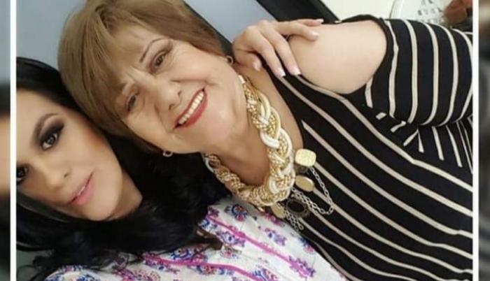 Pamela Palacios con su madre