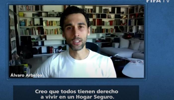 Álvaro-Arbeloa-FIFA-campaña-violencia-doméstica