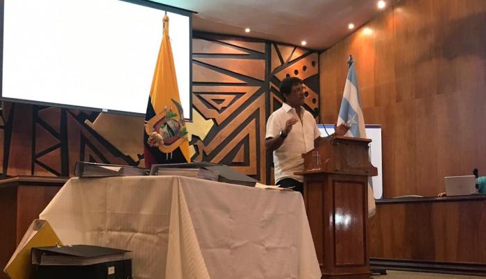Carlos-Luis-Morales.jpg