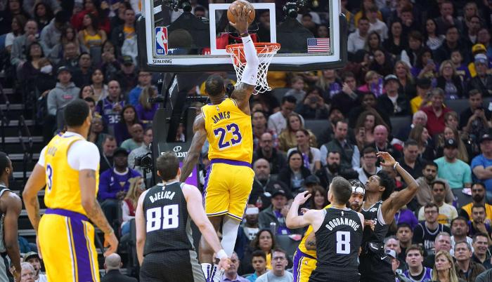 NBA+Básquet+Lebron+James+Disney