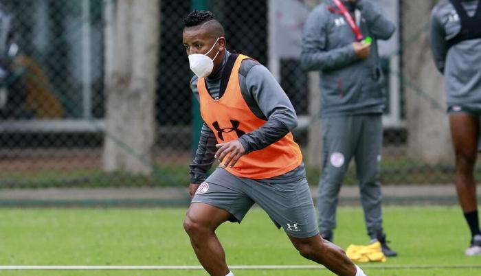 Joao-Plata-Toluca-Tri