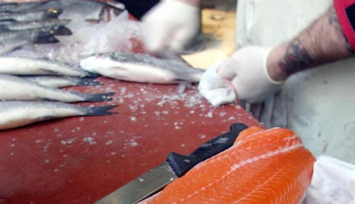 salmón+china+pandemia+restricción