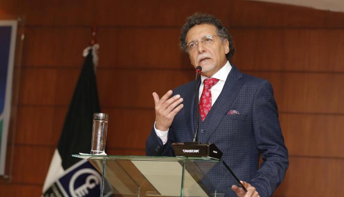 Cargo. Pablo Celi asumió, en medio de una fuerte polémica, el puesto de Contralor subrogante al fugarse Pólit.
