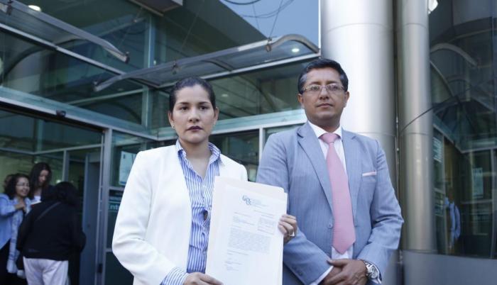 Sofía Almeida y Christian Cruz requieren la revisión de postulaciones ante Contraloría.