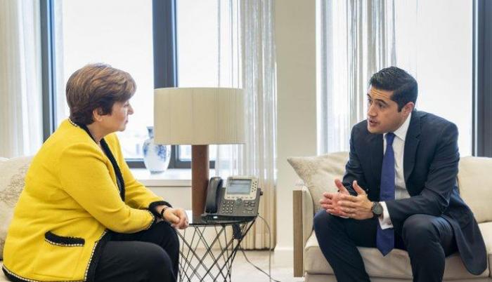 La gerente del FMI, Kristalina Georgieva, y el ministro de Finanzas de Ecuador, Richard Martínez, durante una reunión el martes.