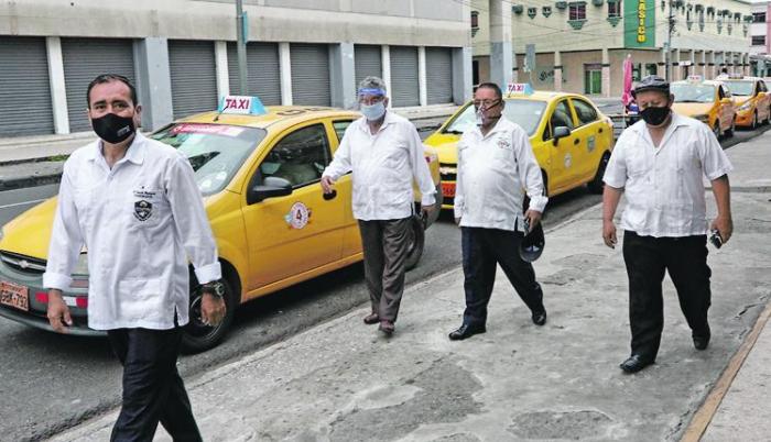 taxistas recuperados de Covid, Faustos Rodríguez