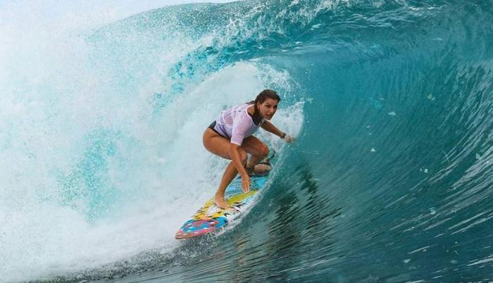 Maya Gabeira surf