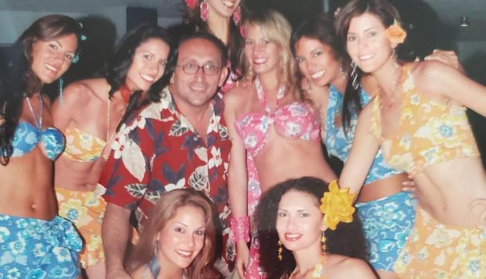 Ximena Zamora y sus compañeras