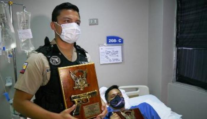 reconocimiento a policías