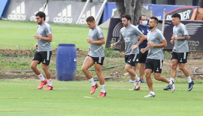 Emelec-entrenamiento