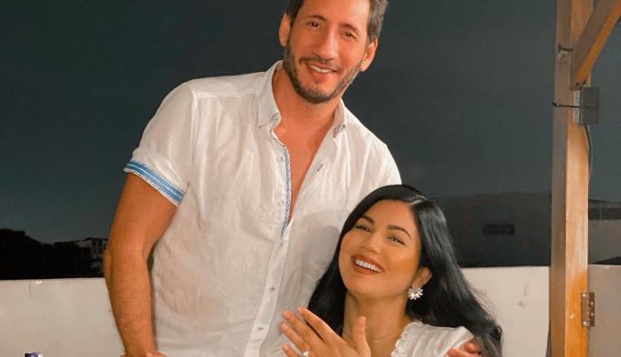 AU-D con su novia Gisella Flores