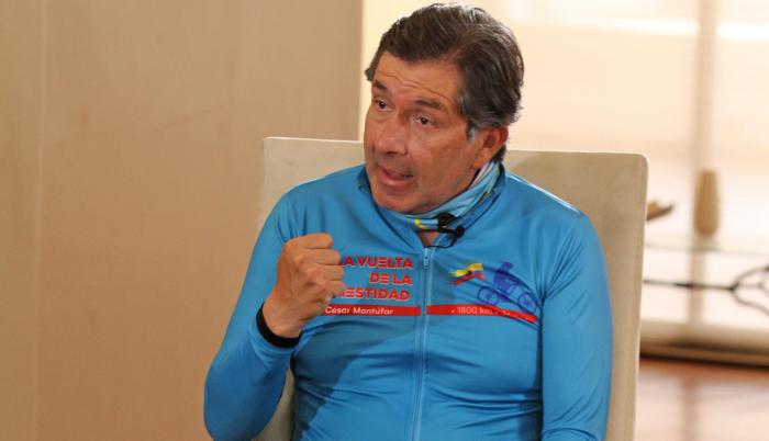 César Montúfar, candidato a presidente.