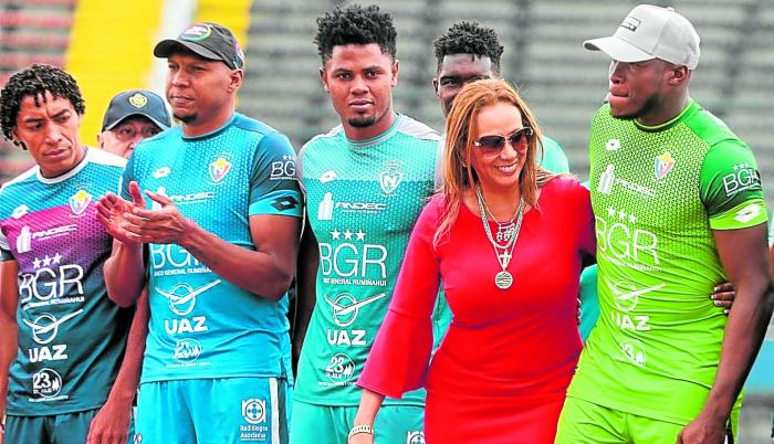 lucia+Vallecilla+Nacional+dESCENSO