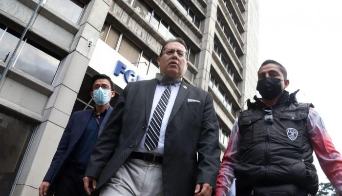 Denuncia- Llori- asamblea
