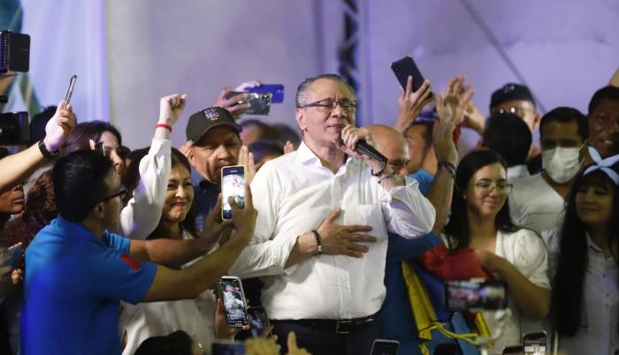 Glas- Revolución- seccionales