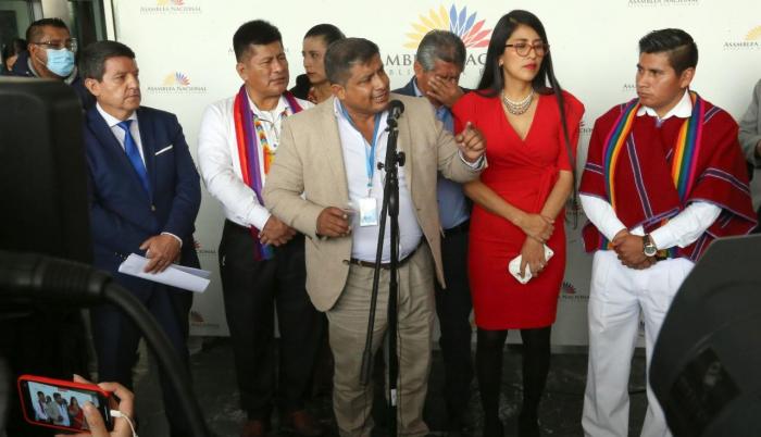 Lasso- asambleístas- denuncia