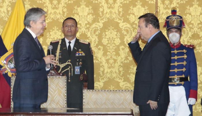 JUAN ZAPATA MIN INTERI (9115029)