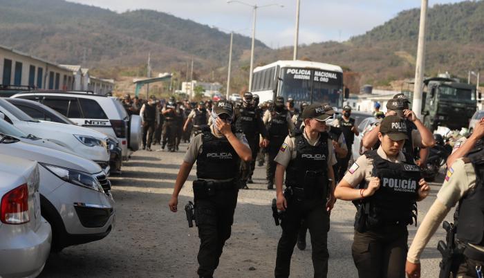 POLICIAS FORMADOS ... (9224638)