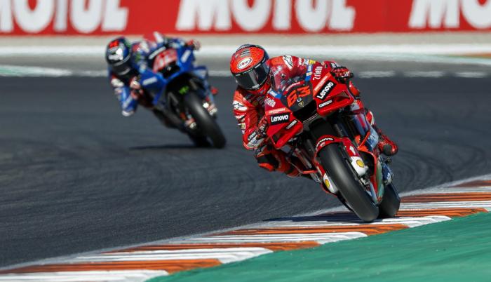 Francesco Bagnaia Fabio Quartararo MotoGP