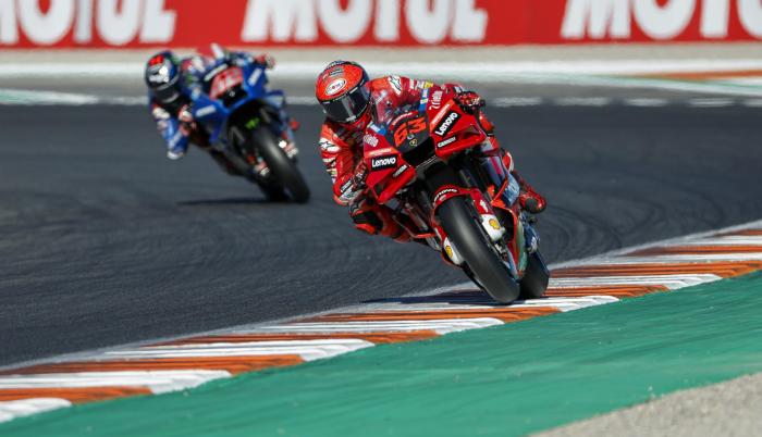 Francesco Bagnaia Fabio Quartararo MotoGP