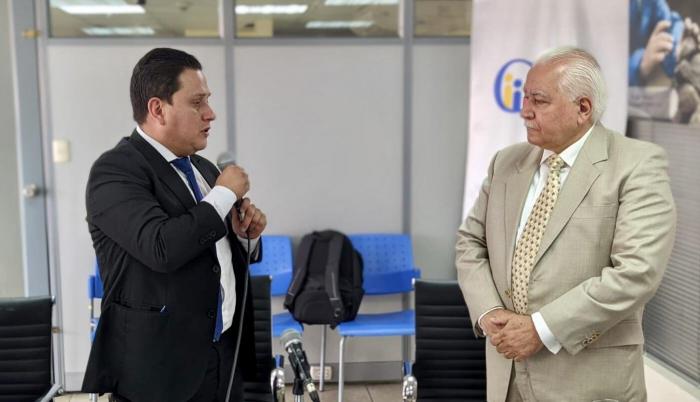 PRESIDENTE-COMISION-CIUDADANA-RENOVAR-CNE