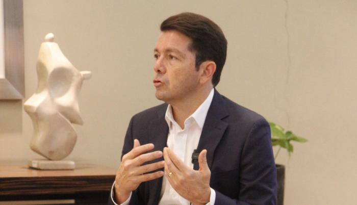 entrevista a Ministro (9758097)