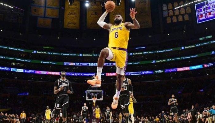 LeBron James Lakers
