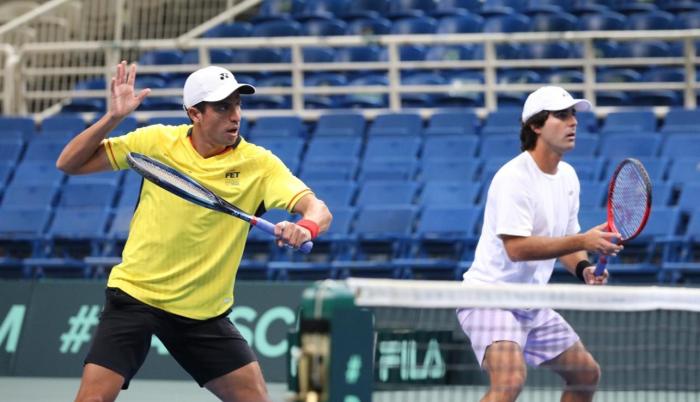 Gonzalo Escobar Diego Hidalgo Ecuador