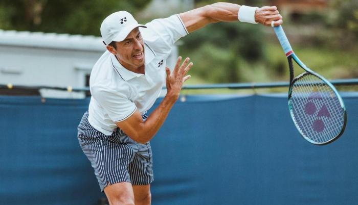 El tenista ecuatoriano Gonzalo Escobar, sin el peso de los años