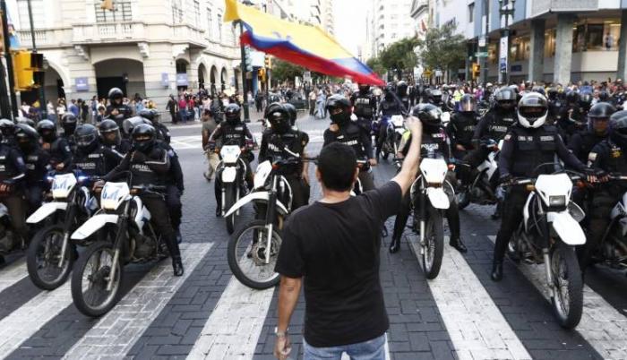 policias-paro-nacional