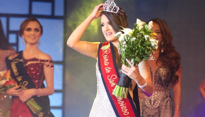 estefanía barreno nueva reina de san francisco de quito