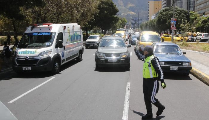 Tránsito vehicular en Quito.