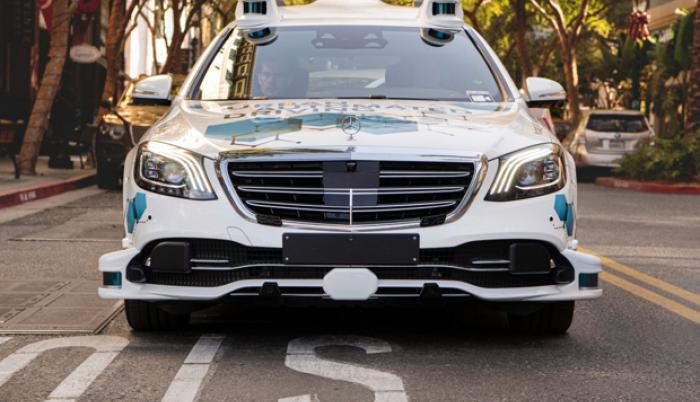autonomos-taxis-mercedes