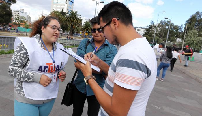 recolectar firmas cne