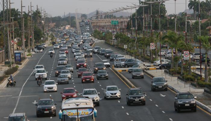 vía a samborondón congestión