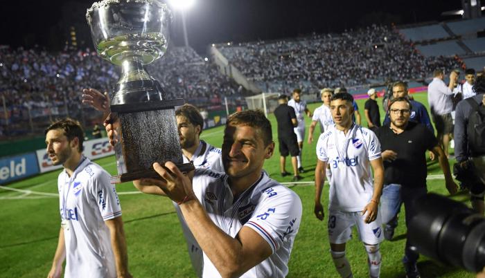 Nacional's captain Go (30785277)