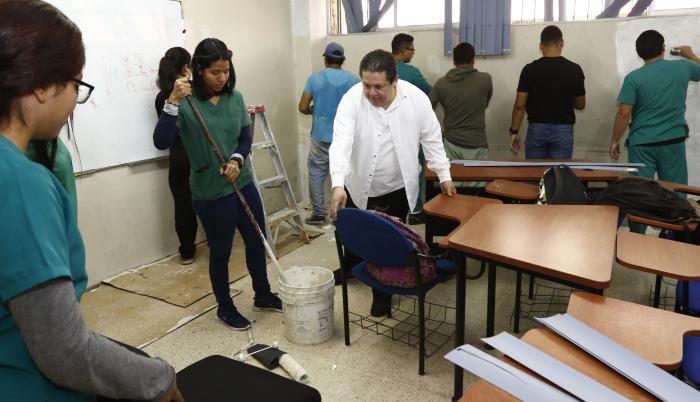 MINGA EN LA UNIVERSIDA(30802054)