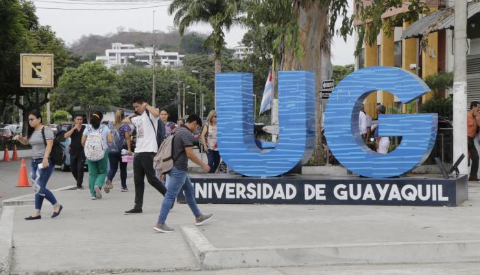 La Desercion Universitaria En El Pais Alcanza El 26