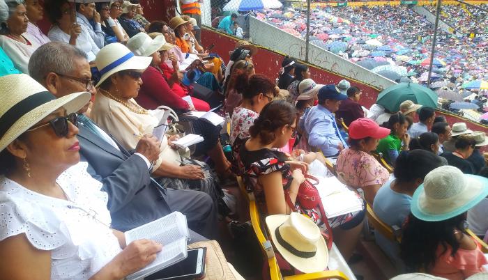 evangelicos-cristianos-ecuador-pichincha-guayaquil-estadio