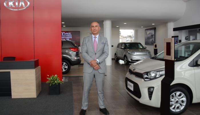 RICARDO ROSALES+KIA