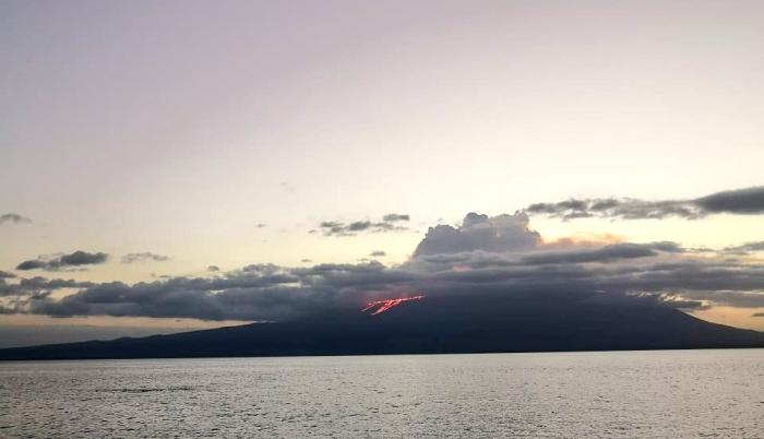 volcan la cumbre galapagos