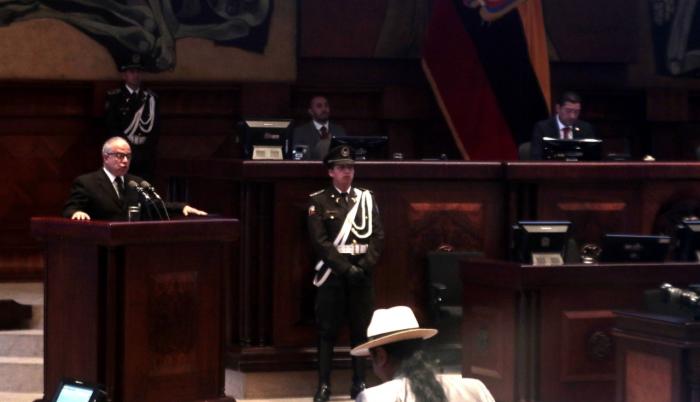 Arturo Cabrera presidente del TCE rinde cuentas