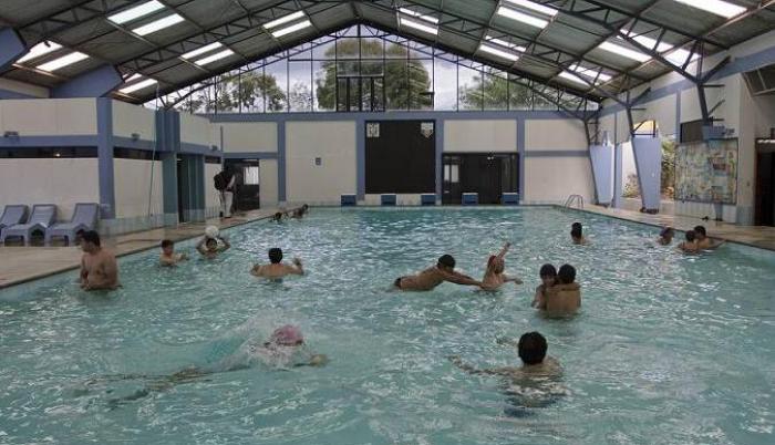 piscina miraflores quito
