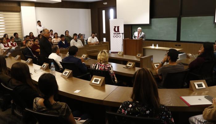 FORO SOBRE EL CORONAVI(31043442)