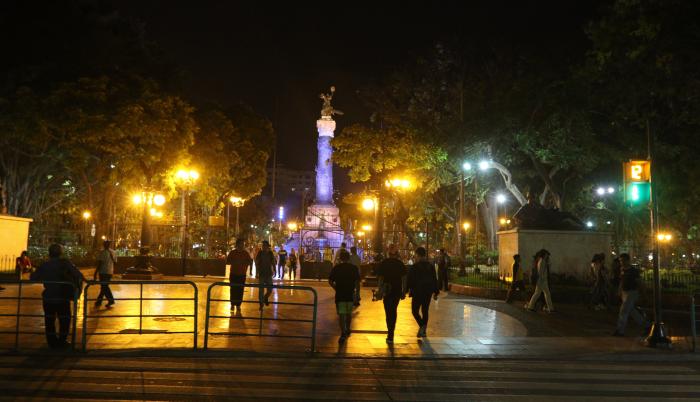 PARQUE CENTENARIO 11