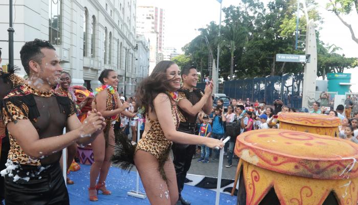 Desfile por carnaval