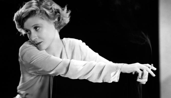 1508967976-peg-entwistle-everett-collection