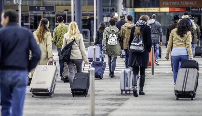 aeropuerto-pasajero-gente