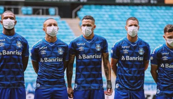 Mascarillas-fútbol-LigaPro-campeonato