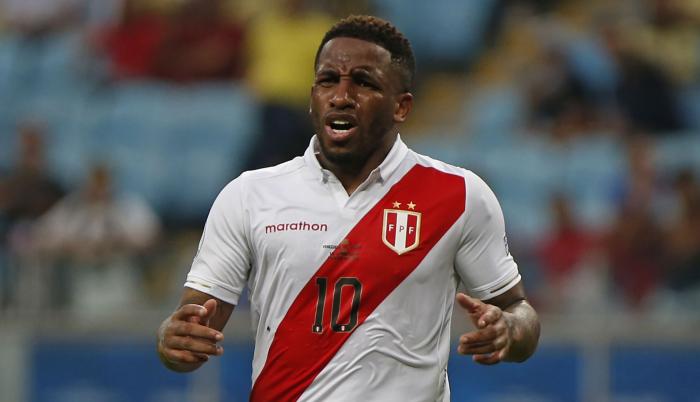 Farfán-Foca-Fútbol-Rusia